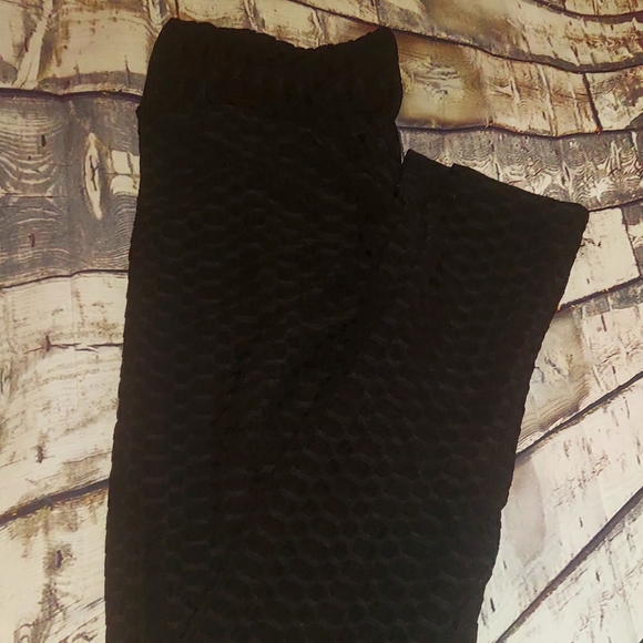 Butt lifting leggings - Picture 1 of 3